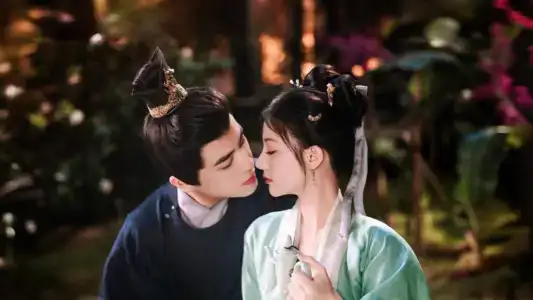 Poster phim Hoa Xuân Ẩn Mình